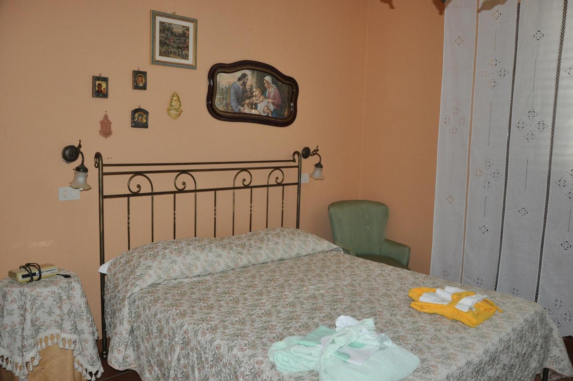 Villa Giusy 2 Appartamenti Indipendenti A Locazione Turistica Breve -G&P Holiday Home Valderice Buitenkant foto